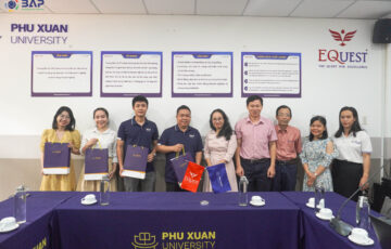 [BAP & PXU]  Meeting and exchanging between representatives of BAP Company in Hue and The Leaders of Phu Xuan University