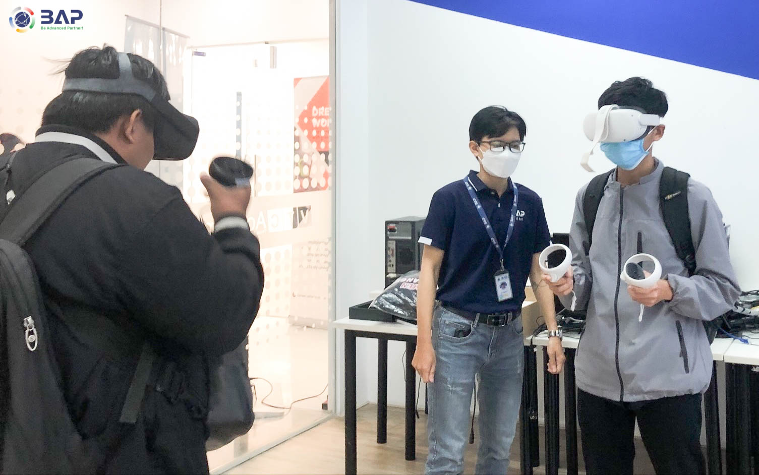 Sinh viên VTC trải nghiệm công nghệ VR